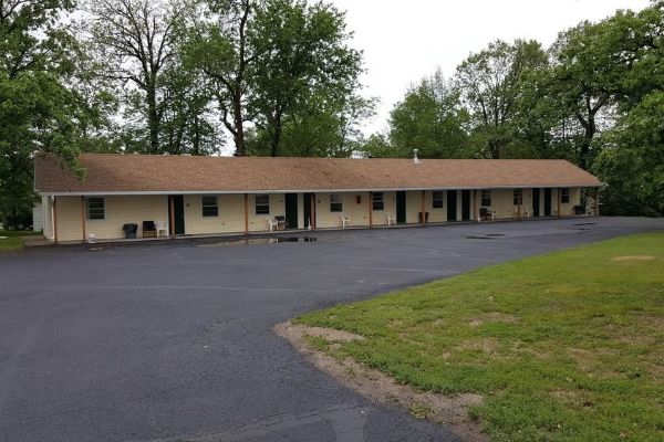 Budget Host Inn (Detroit Lakes)